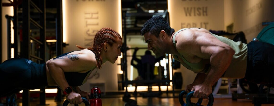 Professionelle Trainingsbänke: Auswahl und Einsatz im Fitnessbereich